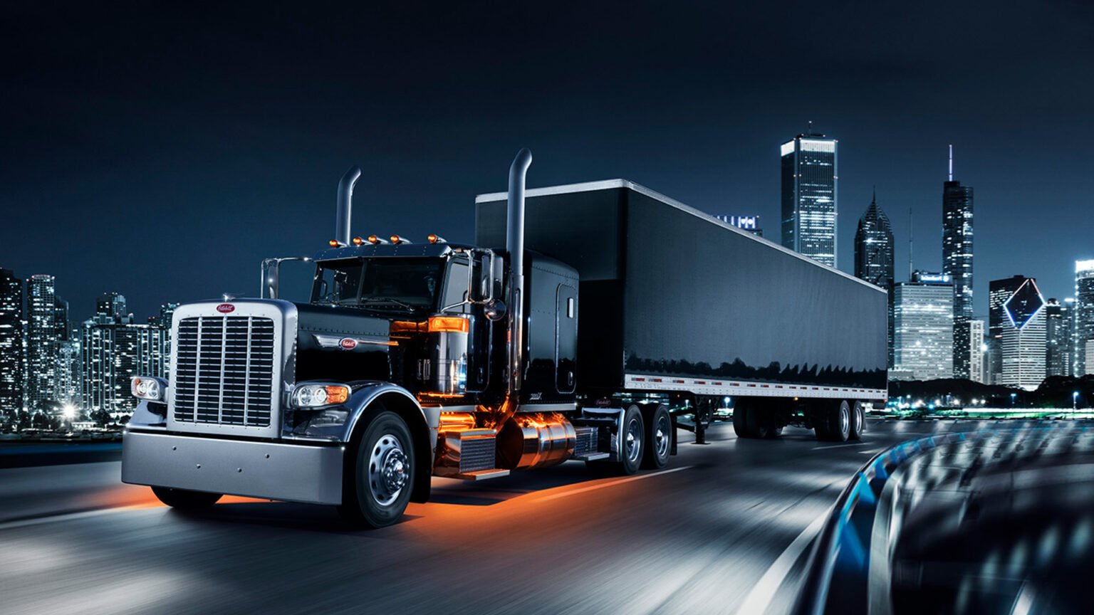 Semi truck glass repair, Peterbilt Windshield Replacement, Semi-Truck Windshield Replacement, peterbilt windshield repair
