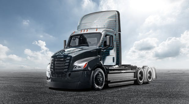 Freightliner Glass Repair, Freightliner Windshield Repair